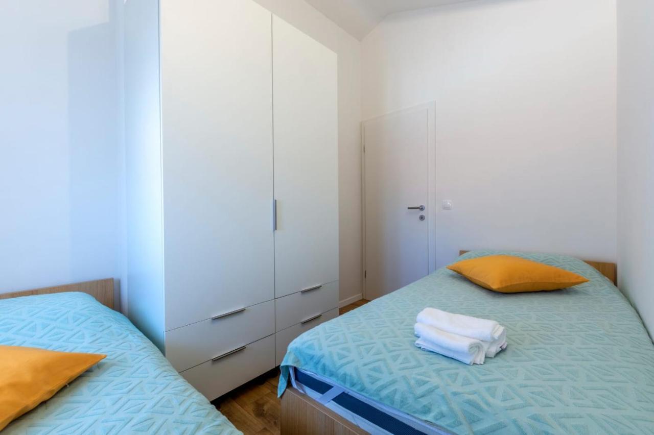 Balkun Apartment Maslinica Exterior photo